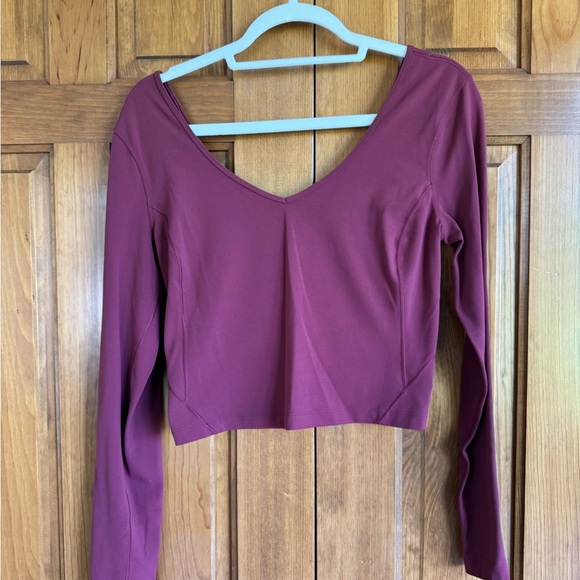 🍋 Lululemon Cropped Long Sleeve Top Burgundy Size 10 - Picture 2 of 2